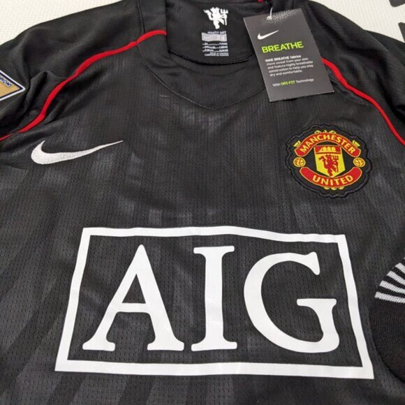 Ronaldo #7 2007/08 Manchester United Away Retro Youth Kit - Picture 3 of 13